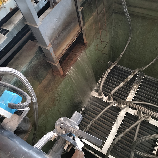 水處理釆用浸沒MBR平板膜治理辦法的優勢和特點?